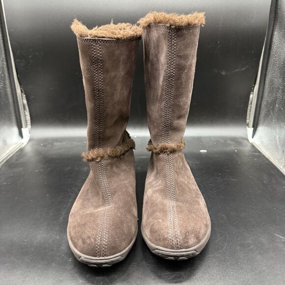 Timberland Women's Size 8W Shearling Lined Brown Suede Pull-On Boot 61642 - Picture 3 of 8